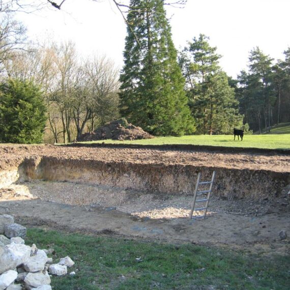 Piscine couverte à Nargis