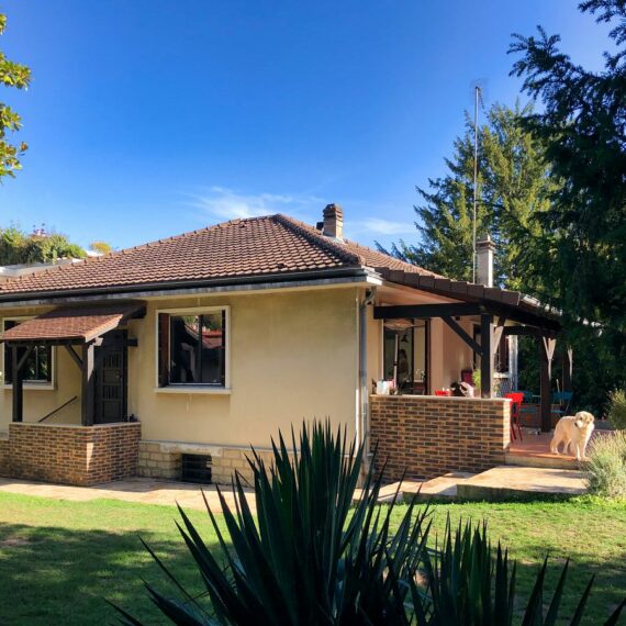 Rénovation et surélévation d’une maison d’habitation à Louveciennes